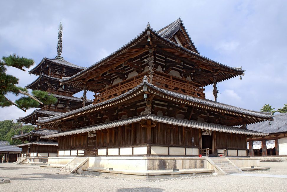 法隆寺金堂（画像出処:Wikipedia）