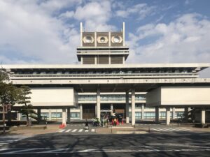 奈良県庁舎（図版出処：岡田撮影）