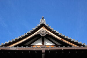 日本聖公会奈良基督教会教会堂　玄関棟先（図版出処：岡田撮影）